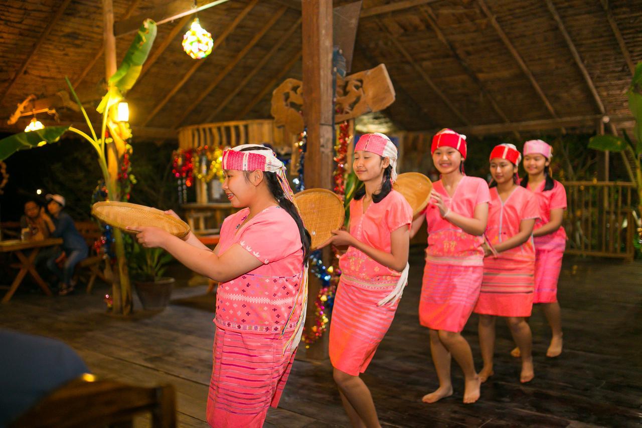 Karen Eco Lodge Ban Kat Bagian luar foto
